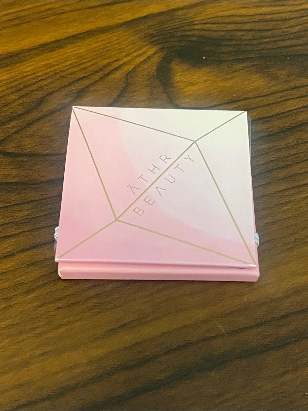 ATHR BEAUTY Desert Mirage Blurring Powder - Picture 5 of 10